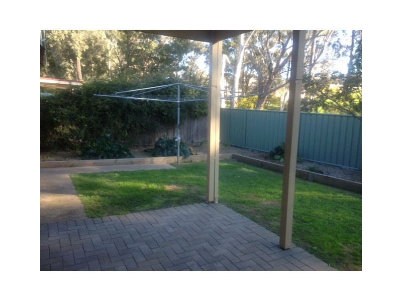 2/5 Lambruk Court, Kennington VIC 3550