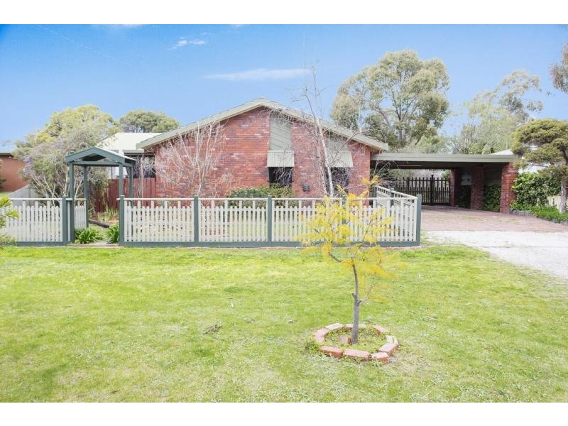 51 Inglewood Street, Golden Square VIC 3555