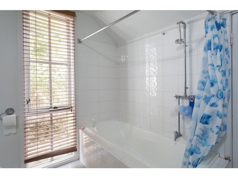 63 Eaglehawk Road, Bendigo VIC 3550