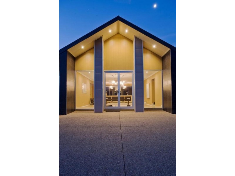 5 Bettys Avenue, Junortoun VIC 3551