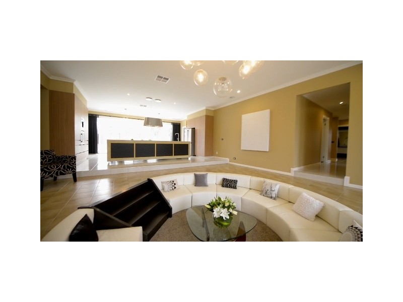 5 Bettys Avenue, Junortoun VIC 3551