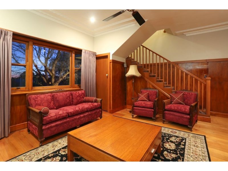 20 Harkness Street, Quarry Hill VIC 3550