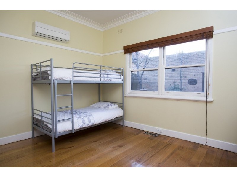 20 Harkness Street, Quarry Hill VIC 3550