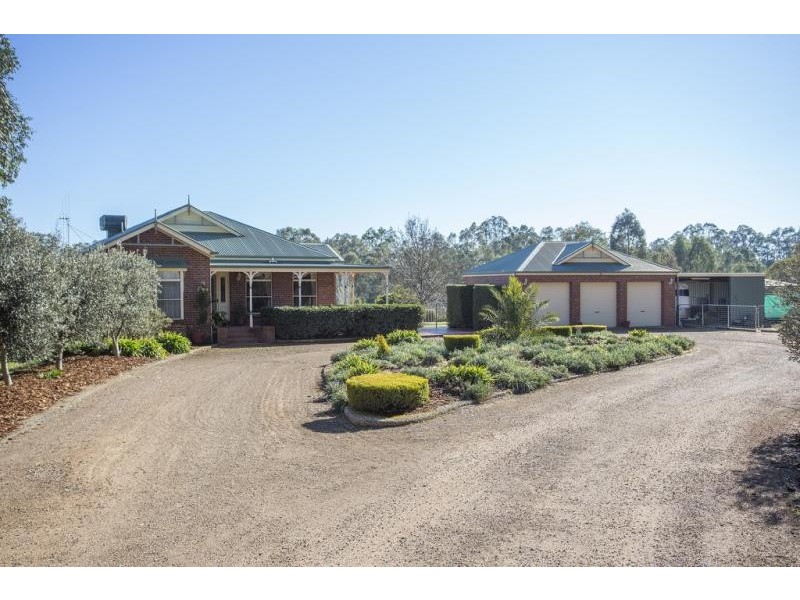 4 George Terrace, Junortoun VIC 3551
