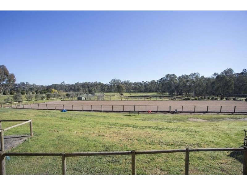 4 George Terrace, Junortoun VIC 3551