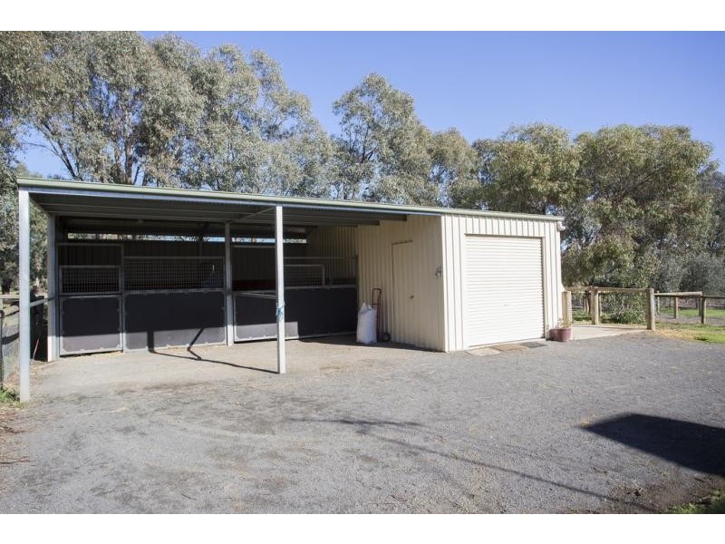 4 George Terrace, Junortoun VIC 3551