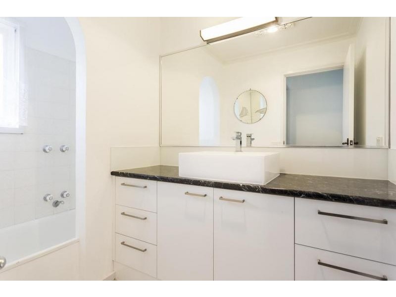 16 Pilcher Street, Strathdale VIC 3550