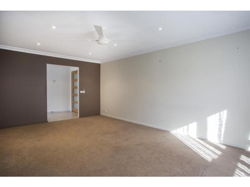 16 Pilcher Street, Strathdale VIC 3550