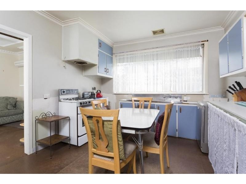 36 Booth Street, Golden Square VIC 3555