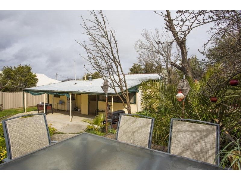 36 Booth Street, Golden Square VIC 3555