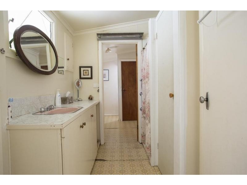 36 Booth Street, Golden Square VIC 3555