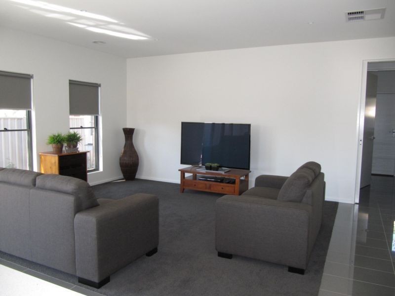 1A Akoonah Drive, Golden Square VIC 3555