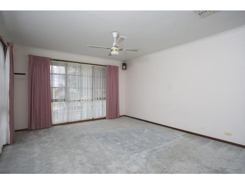 48 Glencoe Street, Kennington VIC 3550