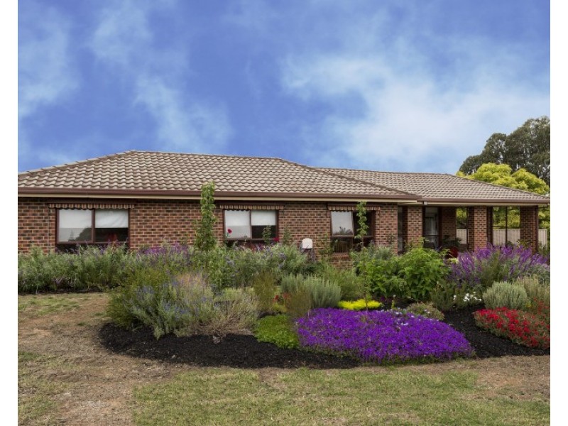 10 Park Avenue, Golden Square VIC 3555