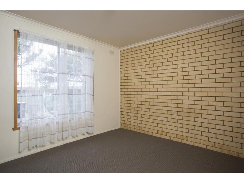 2/26 Yallambee Drive, Kennington VIC 3550