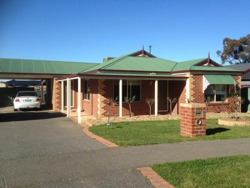 199 Guys Hill Road, Strathfieldsaye VIC 3551