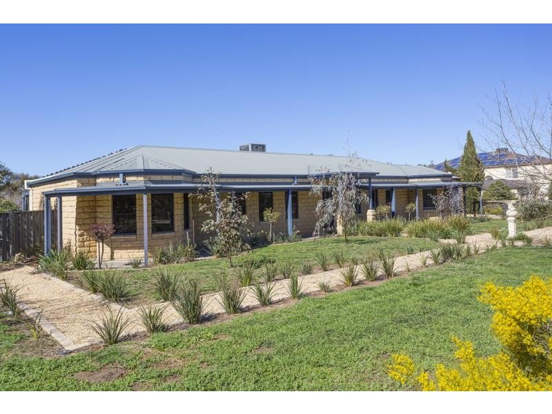 214 Sullivans Road, Strathfieldsaye VIC 3551