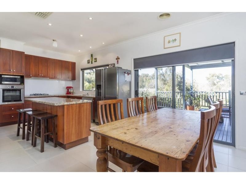 214 Sullivans Road, Strathfieldsaye VIC 3551