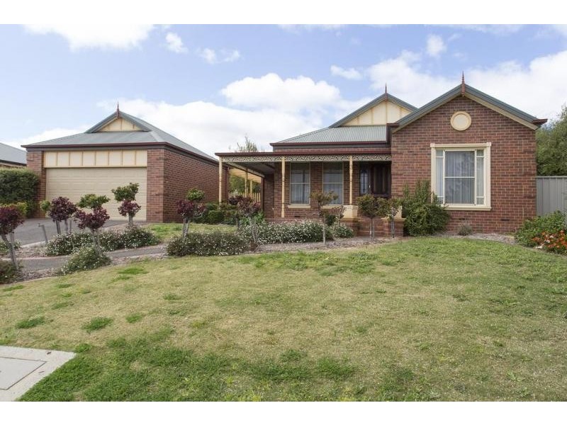 3 Bourke Drive, Strathdale VIC 3550