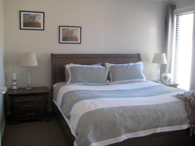 27 Irontree Close, Kangaroo Flat VIC 3555