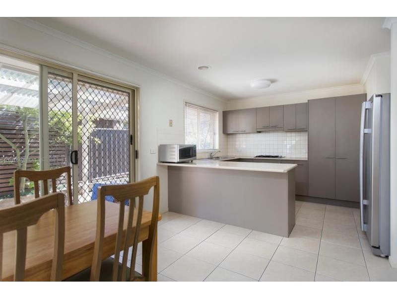 19 Osborne Street, Flora Hill VIC 3550