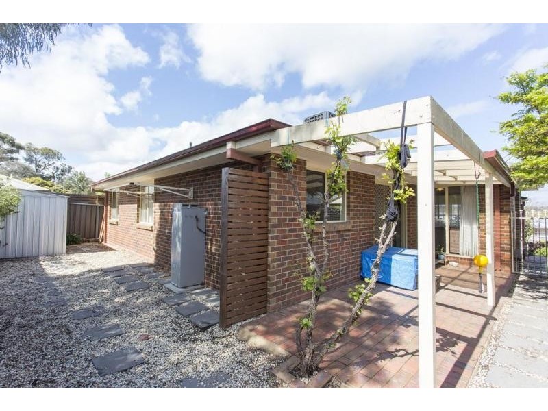 19 Osborne Street, Flora Hill VIC 3550