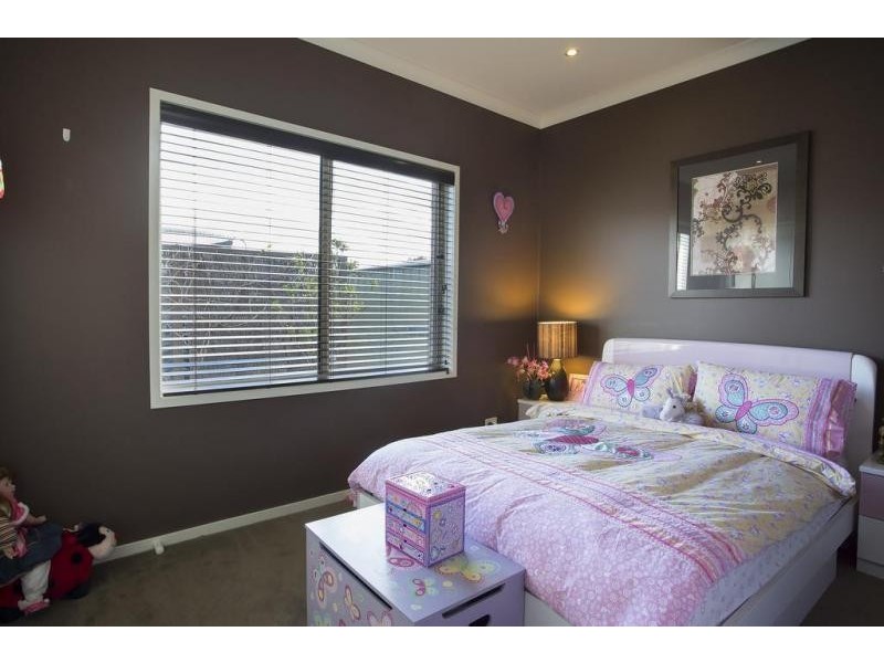 25 Lanark Drive, Junortoun VIC 3551