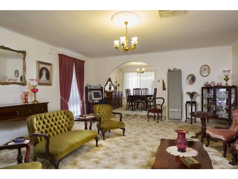 39 Curtin Street, Flora Hill VIC 3550