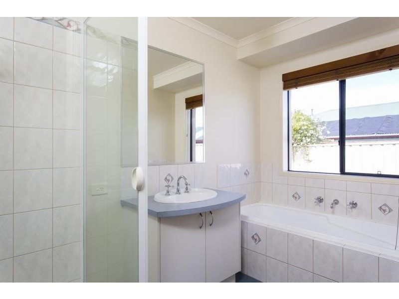 57 Daniel Drive, Golden Square VIC 3555