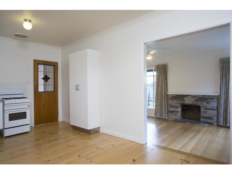 11 Wirth Street, Flora Hill VIC 3550