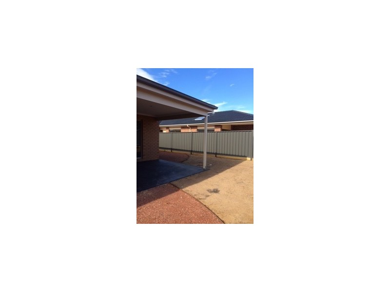 8 Bursaria Street, Jackass Flat VIC 3556