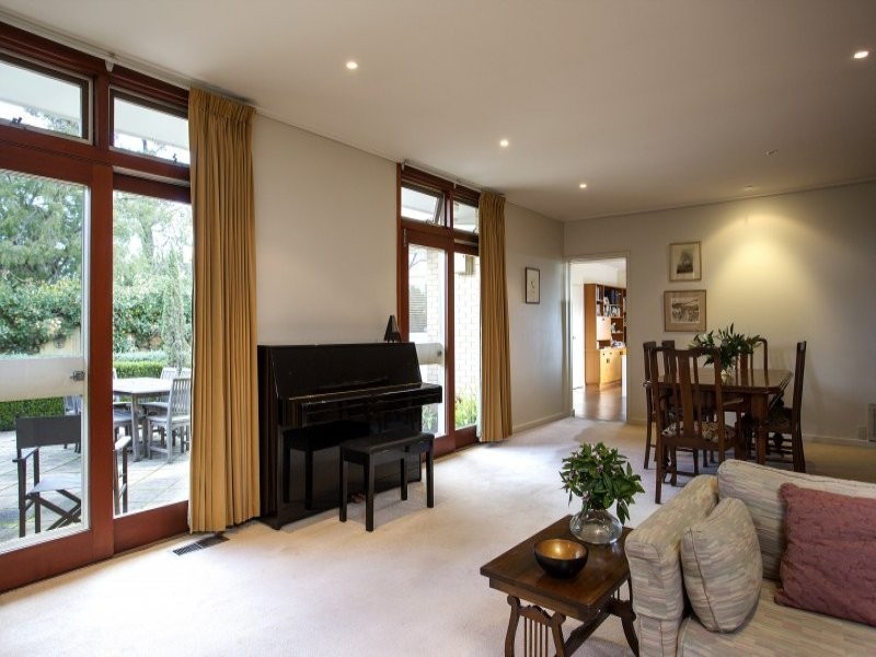 55 Mill Street, Strathdale VIC 3550