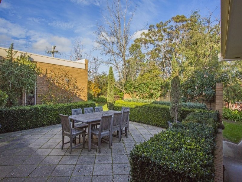 55 Mill Street, Strathdale VIC 3550