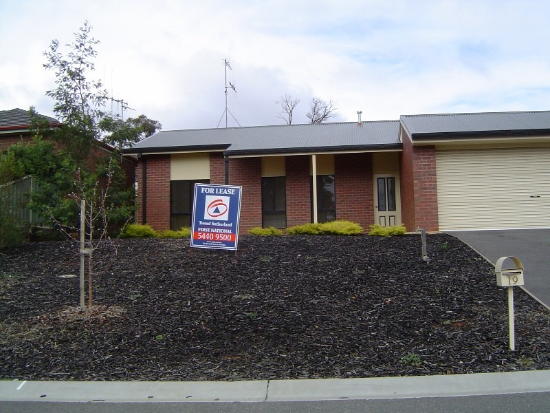 19 Irkara Drive, Strathdale VIC 3550