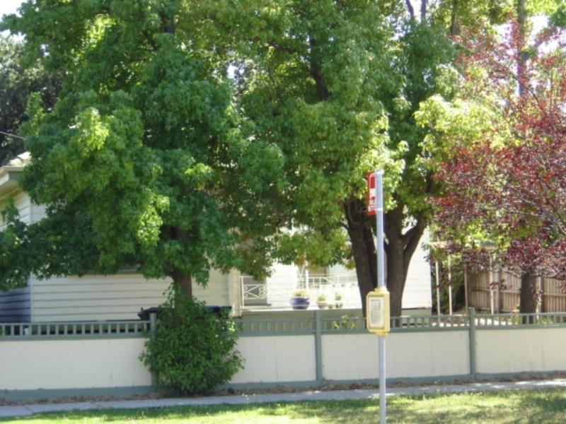 10 Symonds Street, Golden Square VIC 3555