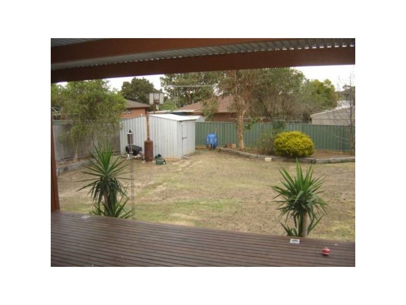 19 William Drive, Kangaroo Flat VIC 3555