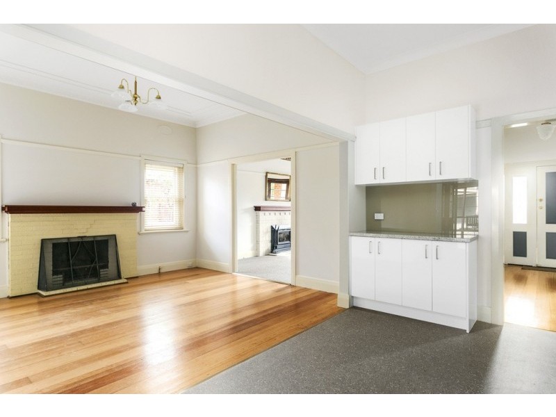 12 Townsend Street, Flora Hill VIC 3550