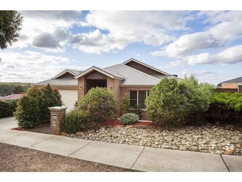 16 Irrabella Place, Kangaroo Flat VIC 3555