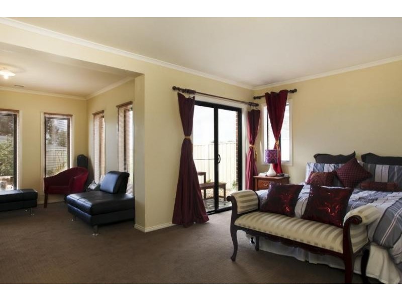 47 Arthurs Crescent, Strathfieldsaye VIC 3551