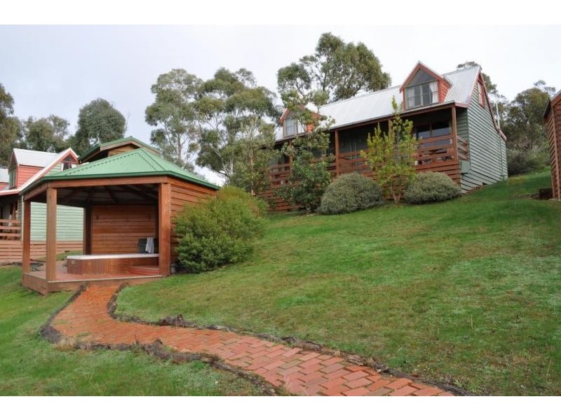 188 Mountain Creek Road, Moonambel VIC 3478