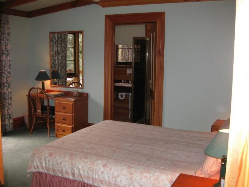 188 Mountain Creek Road, Moonambel VIC 3478