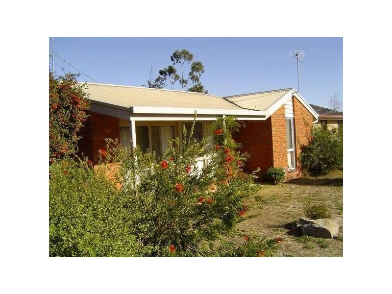 1/100 Edwards Road, Strathdale VIC 3550