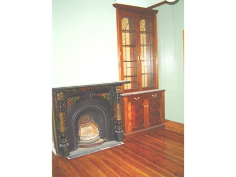 4 Carpenter Street, Quarry Hill VIC 3550