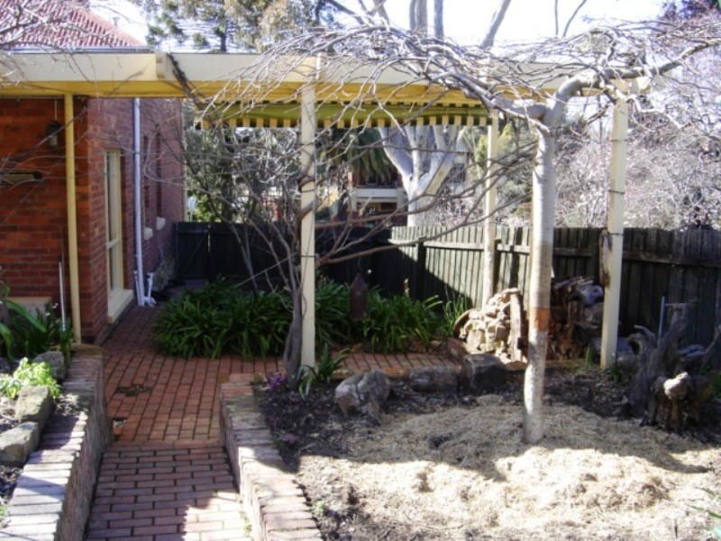 4 Carpenter Street, Quarry Hill VIC 3550