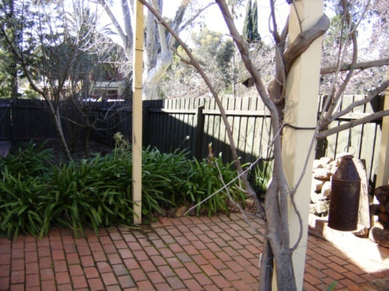 4 Carpenter Street, Quarry Hill VIC 3550