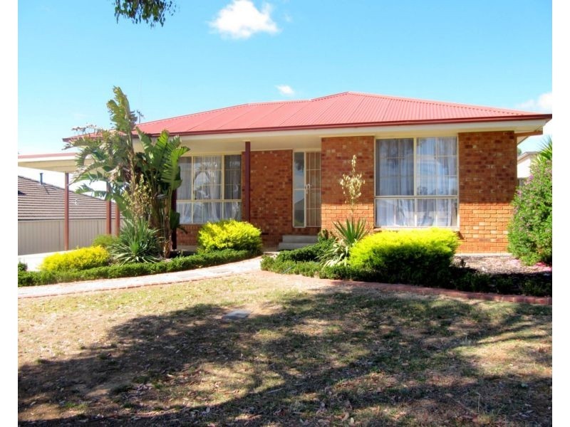 7 Pattison Drive, Kangaroo Flat VIC 3555
