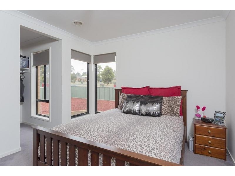 1/33 Strickland Road, East Bendigo VIC 3550