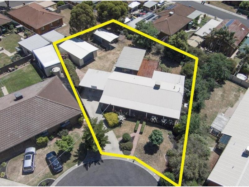 3 Rose Court, Kangaroo Flat VIC 3555