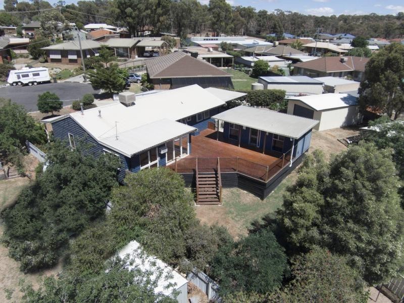 3 Rose Court, Kangaroo Flat VIC 3555