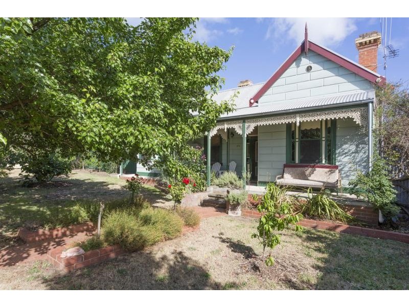272 Rowan Street, Bendigo VIC 3550